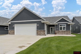 3108 Trail, Mankato, MN 56001