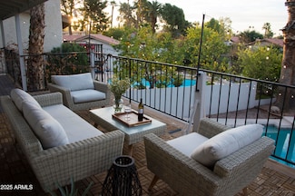 971 E Driftwood Dr, Tempe, AZ 85283