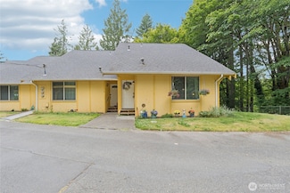 12912 62nd Ave NW Unit B5, Gig Harbor, WA 98332