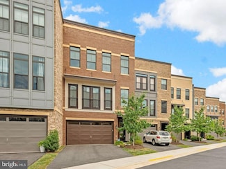 23094 Sullivans Cove Square, Brambleton, VA 20148