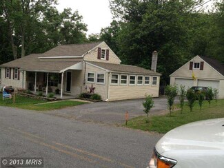 2651 Cinder St, Chambersburg, PA 17202