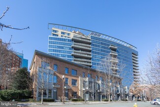 1504 N Scott St Unit TH2, Arlington, VA 22209