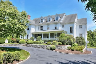 91 Turkey Hill Rd S, Westport, CT 06880