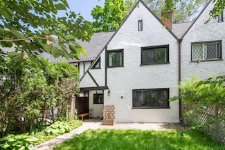 6 Pell Place, Pelham, NY 10803