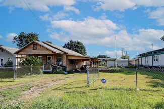 401 4th St, Broussard, LA 70518