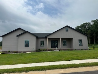 2709 Cedrus Ave, Bowling Green, KY 42101