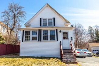 32 Wabash Ave, Worcester, MA 01604