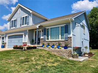 8915 N Norton Ave, Kansas City, MO 64156