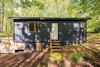 34047 W Buckingham Rd, Logan, OH 43138