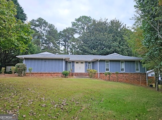 2386 Country Club Dr SE, Conyers, GA 30013