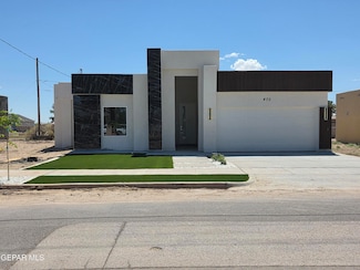 470 Sylvia Ct, Socorro, TX 79927