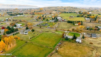NKA Collins Rd, Selah, WA 98942