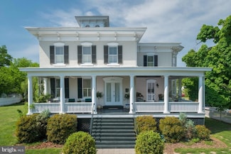 2010 Fall Hill Ave, Fredericksburg, VA 22401