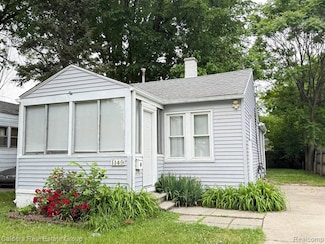 1149 E Milton Ave, Hazel Park, MI 48030
