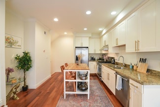 1137 Paloma Ave Unit E, Burlingame, CA 94010