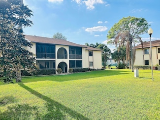 301 Knotty Pine Cir Unit B-1, Greenacres, FL 33463
