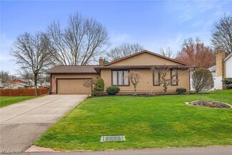 3425 Crown Point St NW, Massillon, OH 44646