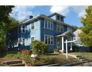 19 Rowe St, Auburndale, MA 02466