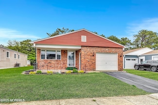 14 Santiago Dr W, Toms River, NJ 08757