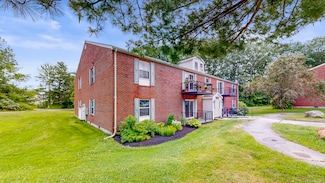 11 Academy Place Unit 33, Saco, ME 04072