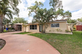 6617 Simms St, Hollywood, FL 33024