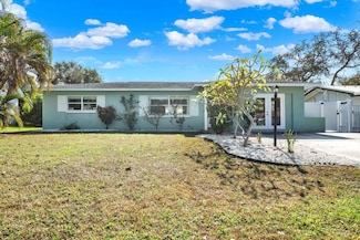 1241 12th Ct SW, Largo, FL 33770