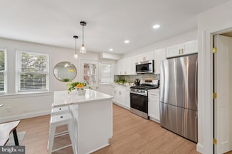 827 N Augusta Ave, Baltimore, MD 21229