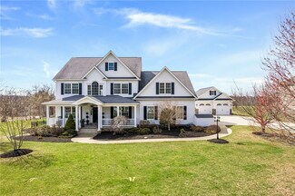170 Dandyview Dr, New Kensington, PA 15068