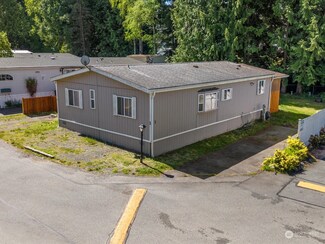 7701 Hardeson Rd Unit 1, Everett, WA 98203
