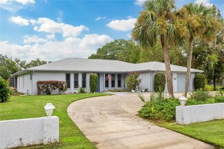 5802 Marie Dr, Zephyrhills, FL 33541