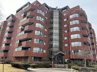 200 Burkhall St Unit 210, South Weymouth, MA 02190