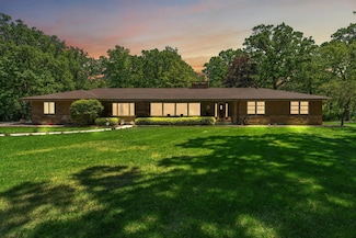 12611 Polk St, Crown Point, IN 46307