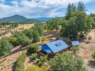 16450 Buzzard Roost Rd, Round Mountain, CA 96084