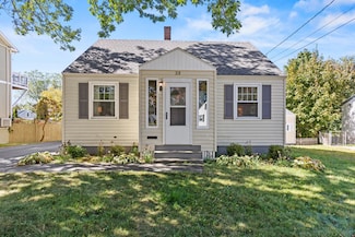 23 Buchanan St, South Portland, ME 04106