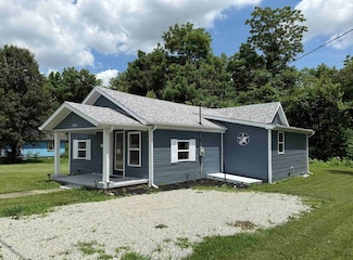 1716 East St, Connersville, IN 47331