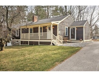 12 Williams Rd, Sturbridge, MA 01566