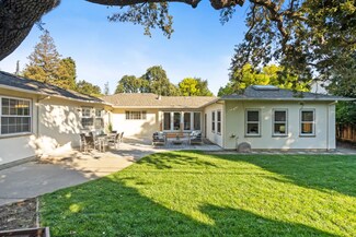 851 Stanford Ave, Menlo Park, CA 94025