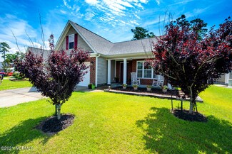 112 Lakeside Green Dr, New Bern, NC 28560