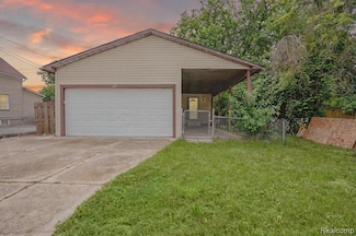 1005 Bacon St, Monroe, MI 48161