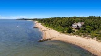 1360 Main St, Cotuit, MA 02635