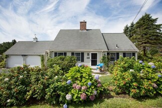 231 Atlantic Ave, Boothbay Harbor, ME 04538