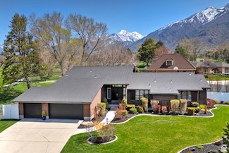 12155 Mountain Shadow Cir, Sandy, UT 84092