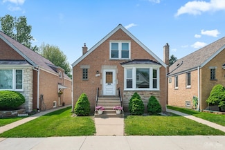 6205 W Berteau Ave, Chicago, IL 60634