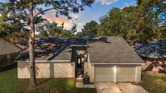 3438 Sandbrook Dr, Houston, TX 77066