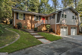 1460 Valley View Rd, Atlanta, GA 30338