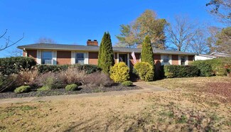 113 Cart Dr, Spartanburg, SC 29307