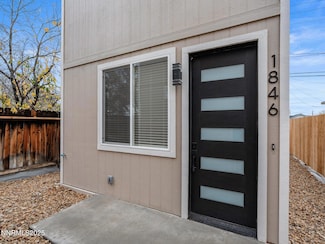 1846 H St, Sparks, NV 89431