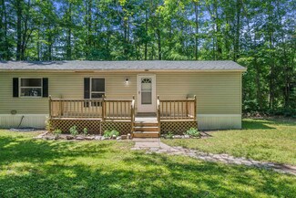 184 Waverly Cir, Colchester, VT 05446
