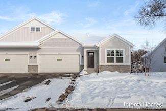 323 Hickory Valley Dr, Kalamazoo, MI 49009