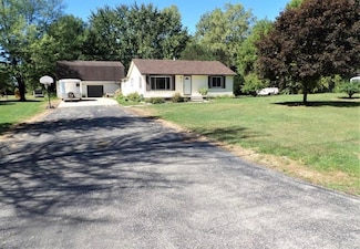 8230 Cogswell St, Romulus, MI 48174